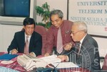 Majlis Menandatangani MoU UUM Dan Telekom Malaysia Berhad