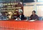 Dato Naib Canselor merasmikan mesyuarat PIBG Sekolah Rendah Sultan Ahmad Tajuddin