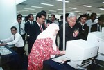 Perasmian Projek Towards 2000 with A Byte