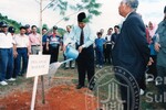 Program Penanaman Pokok di sekitar pintu masuk kampus UUM
