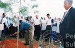 Program Penanaman Pokok di sekitar pintu masuk kampus UUM