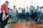 Program Penanaman Pokok di sekitar pintu masuk kampus UUM