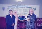 Majlis Penandatanganan Memorandum Persefahaman Bagi Penawaran Program Pengajian Jarak Jauh Antara UUM Dengan Yayasan Pelajaran Mara