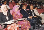 Bersama Sekolah Bahasa dan Pemikiran Saintifik UUM